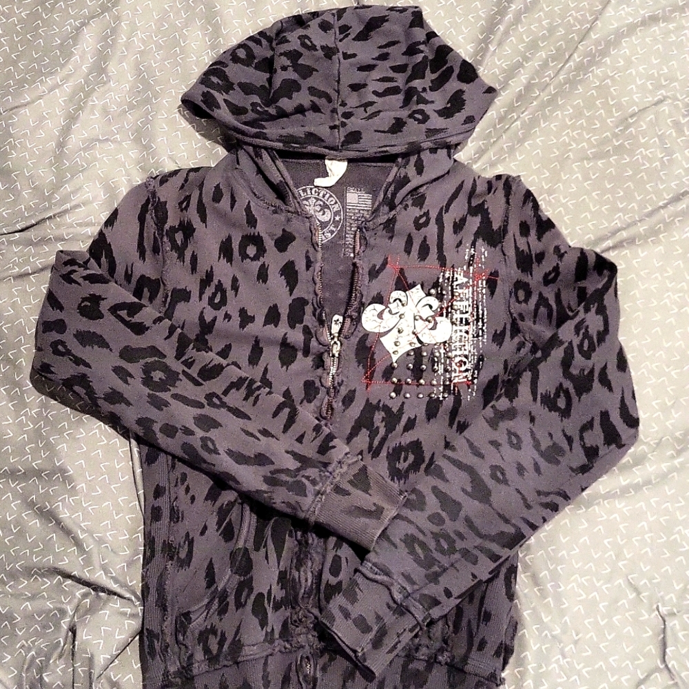 Zip up hoodie size small